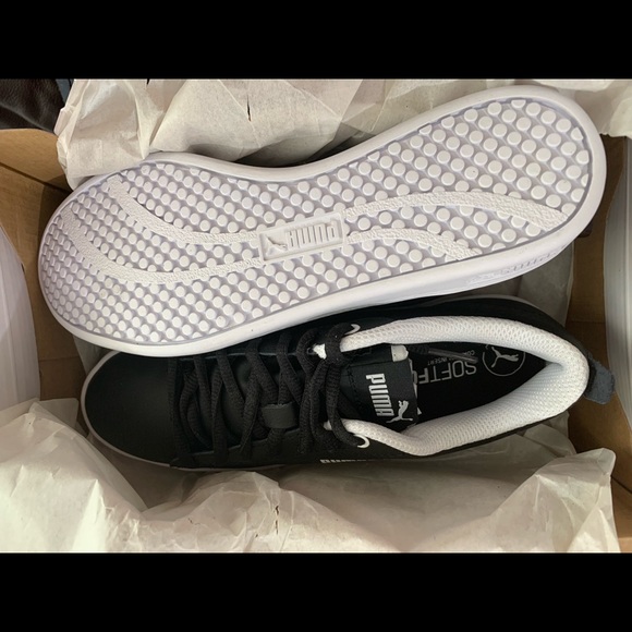 Puma Low Top Sneakers - Picture 3 of 7